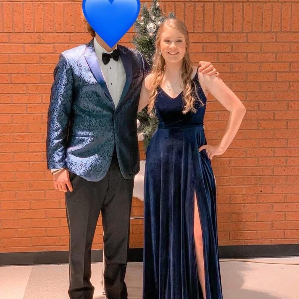 Gorgeous Windsor navy blue velvet V-neck gown